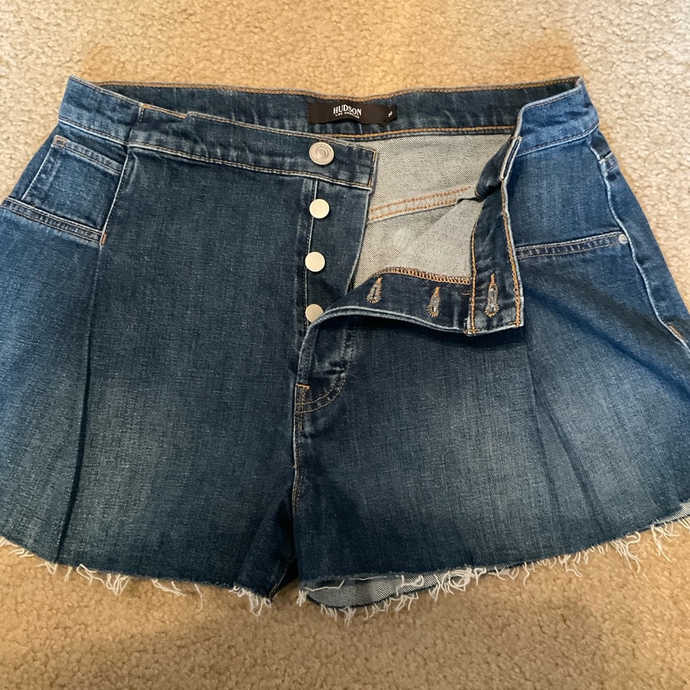 Hudson Denim High-Waisted Shorts. Sz. 30 - Picture 3 of 3